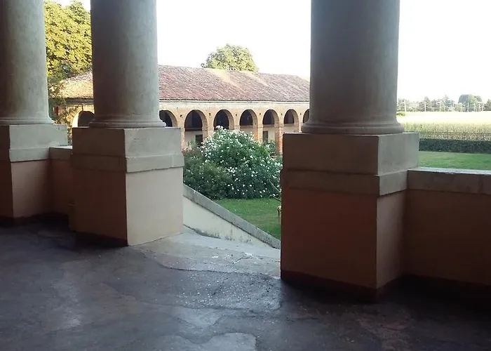 Negri فندق مبيت وإفطار